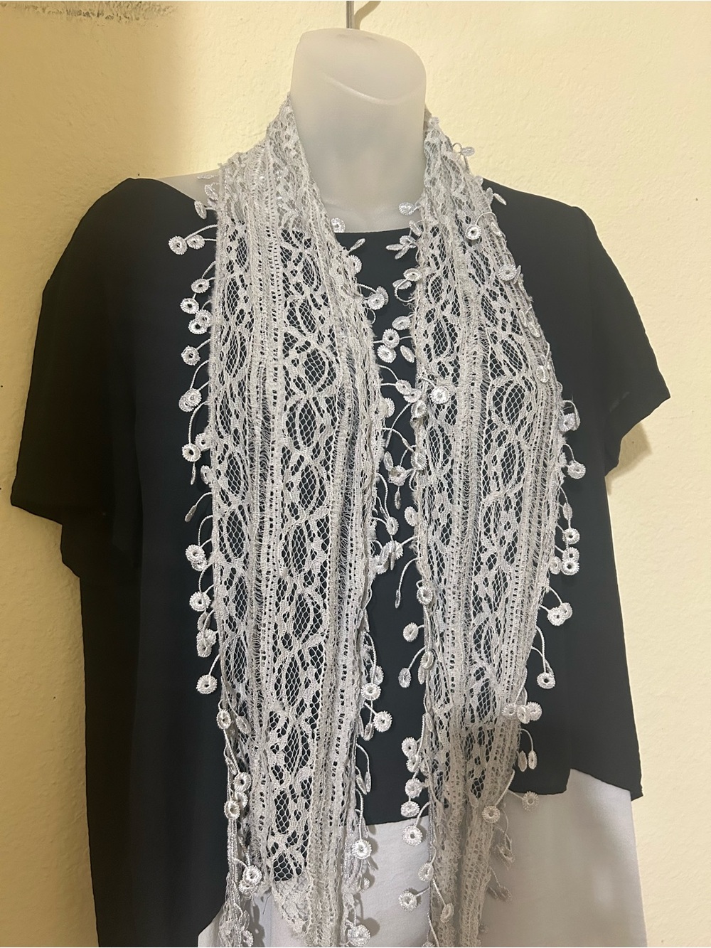 Delicate Lace Floral Fringe Scarves bundle